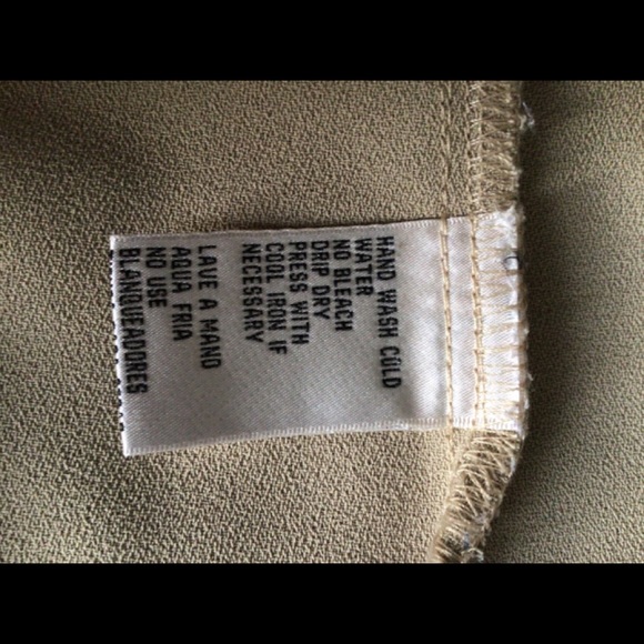 Evan Picone Creamy Butterscotch Blouse - Picture 8 of 9